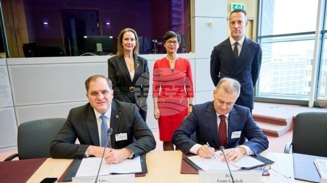 АНА-МПА: Гърция и Албания подписаха в Брюксел споразумение, свързано с транспорта и инициативата на ЕС "Зелени коридори"