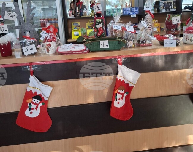 Благотворителен базар в Пазарджик събра средства за семейството на починал граничен полицай