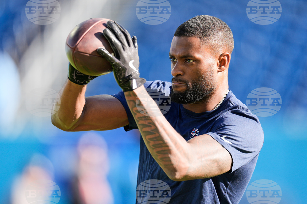 Chiefs Titans Football