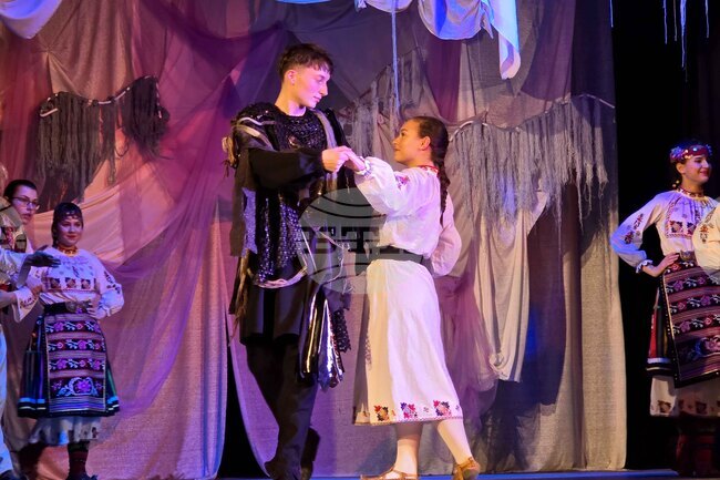 Премиерата на спектакъла "Самодива и караконджул“ представиха във Видин 