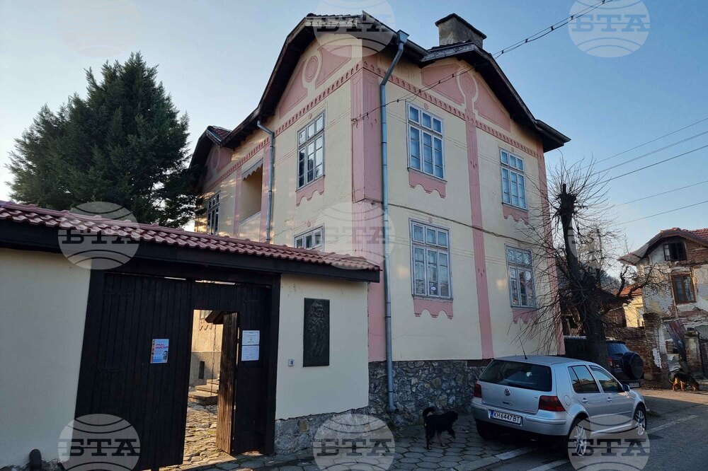 Село Шишковци - „Къща-музей „Владимир Димитров - Майстора“