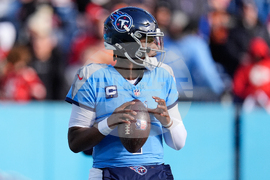 Chiefs Titans Football