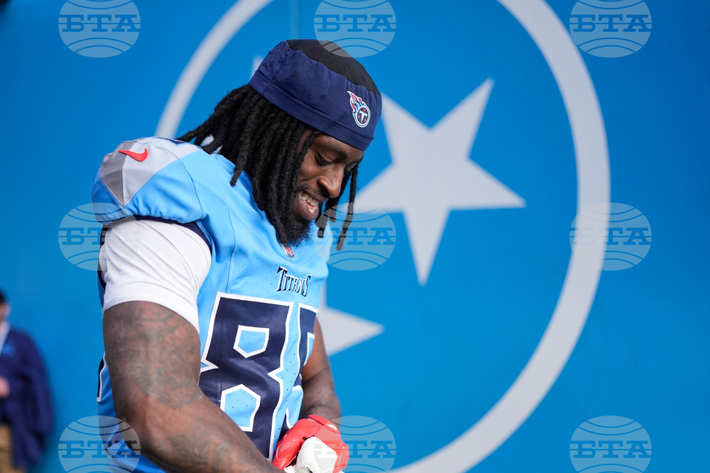 Chiefs Titans Football