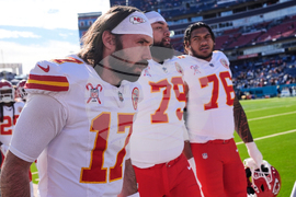 Chiefs Titans Football