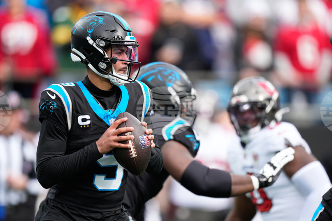 Buccaneers Panthers Football