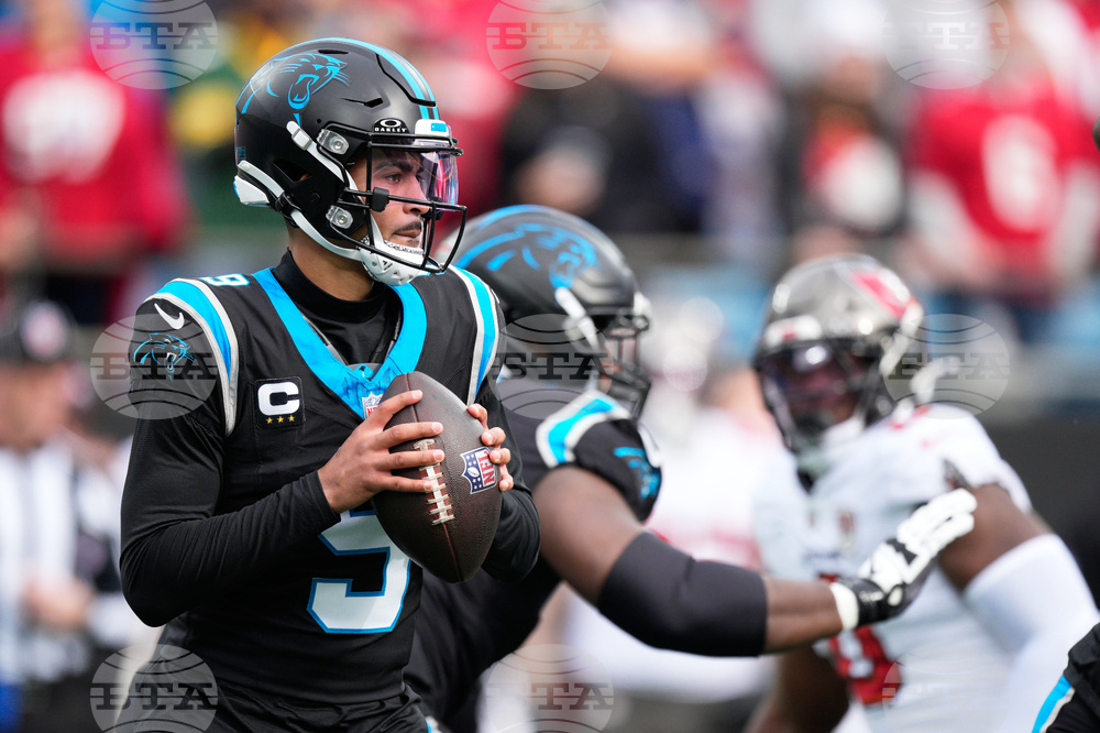 Buccaneers Panthers Football