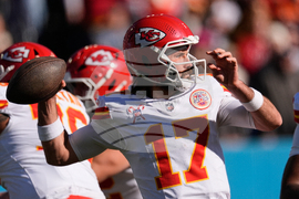 Chiefs Titans Football