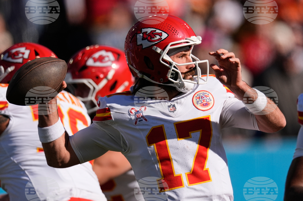 Chiefs Titans Football