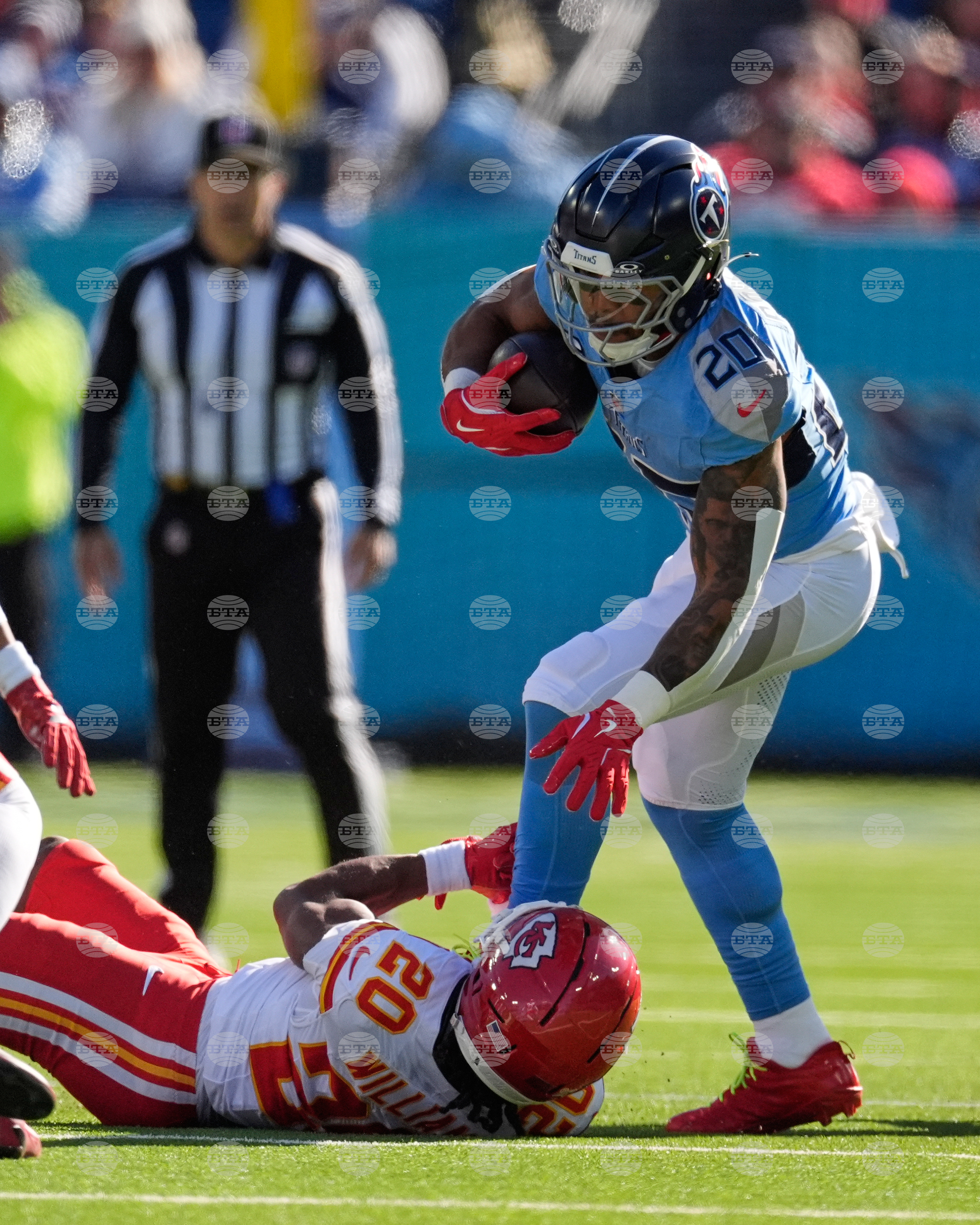 Chiefs Titans Football