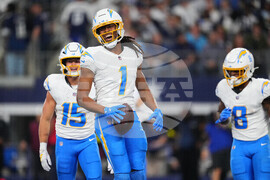 Chargers Cowboys Football