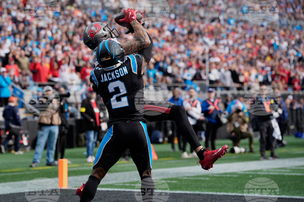 Buccaneers Panthers Football