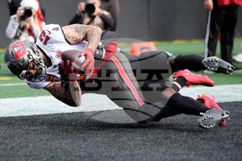 Buccaneers Panthers Football