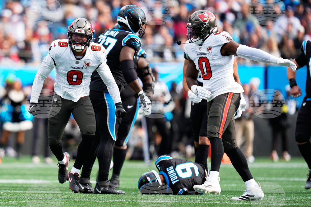 Buccaneers Panthers Football
