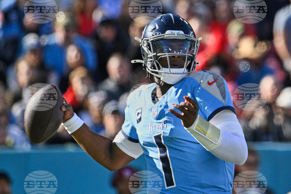 Chiefs Titans Football