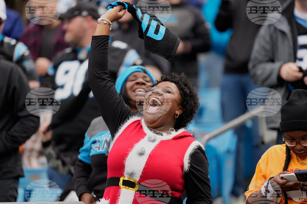 Buccaneers Panthers Football