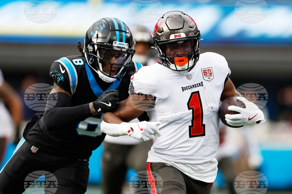 Buccaneers Panthers Football