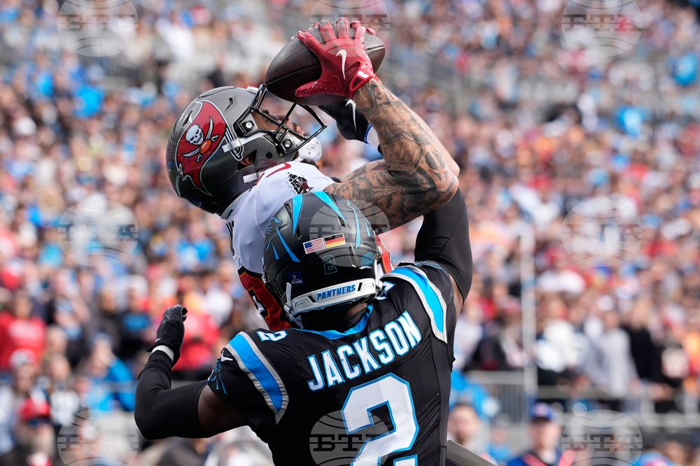 APTOPIX Buccaneers Panthers Football
