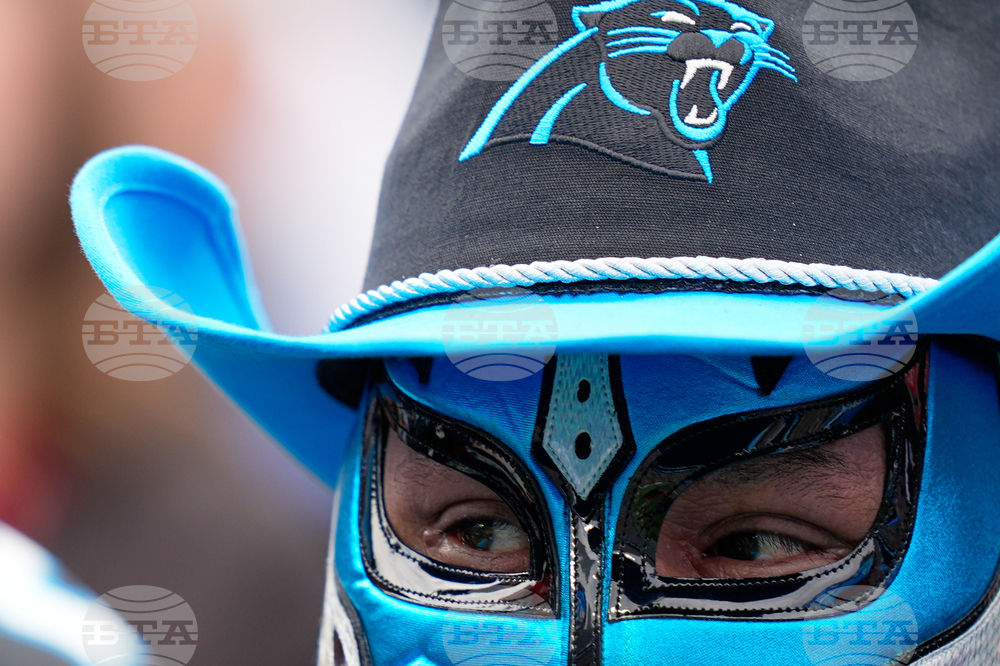 Buccaneers Panthers Football