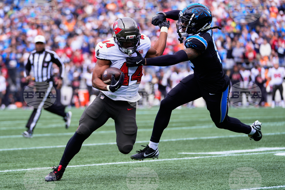 Buccaneers Panthers Football