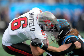 Buccaneers Panthers Football