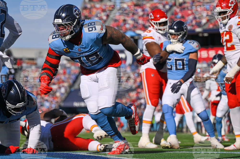 Chiefs Titans Football