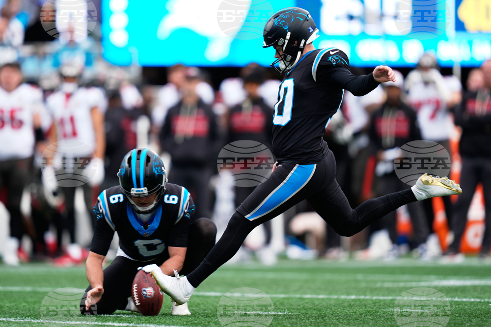 Buccaneers Panthers Football