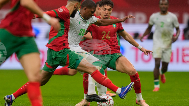 Мароканският национал Нийл ел Айнауи: „Винаги съм обичал футбола повече от тениса, а баща ми ме насърчаваше да следвам страстта си“