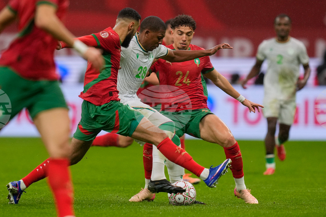 Мароканският национал Нийл ел Айнауи: „Винаги съм обичал футбола повече от тениса, а баща ми ме насърчаваше да следвам страстта си“