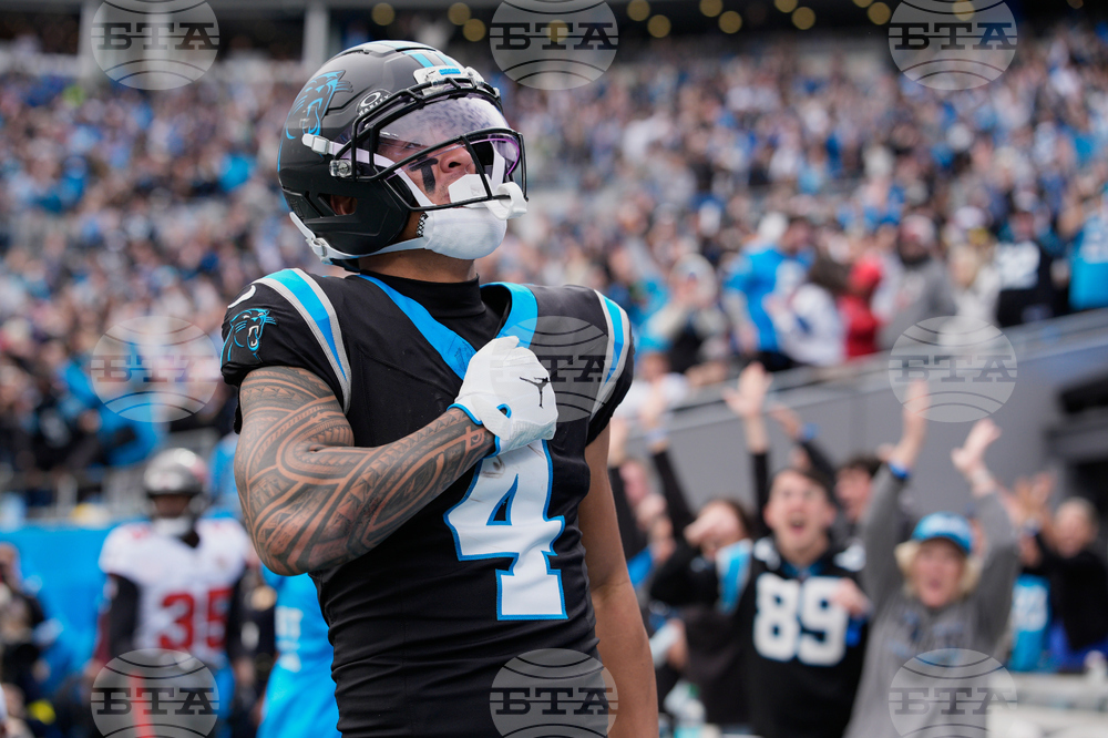 Buccaneers Panthers Football