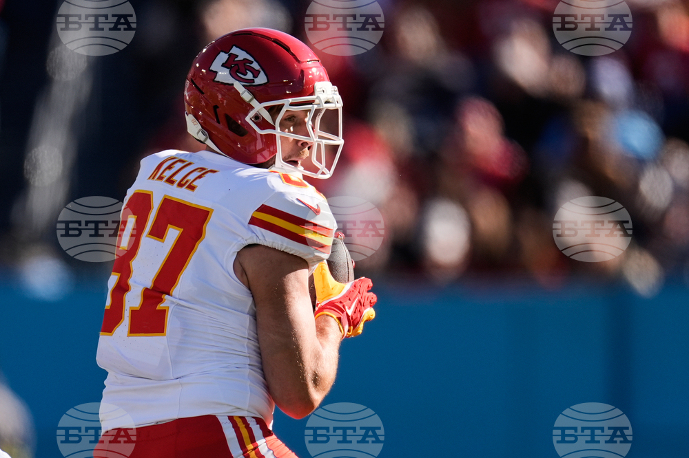 Chiefs Titans Football