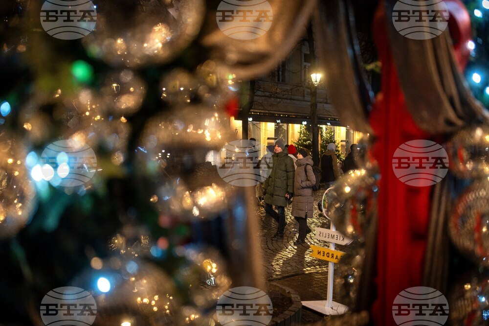 Lithuanian Christmas Holiday Lights