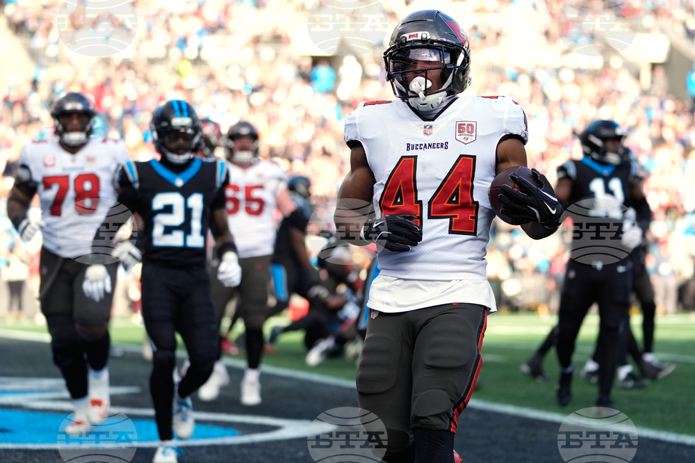 Buccaneers Panthers Football