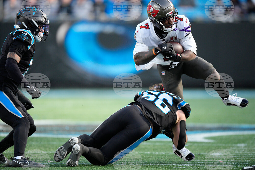 Buccaneers Panthers Football