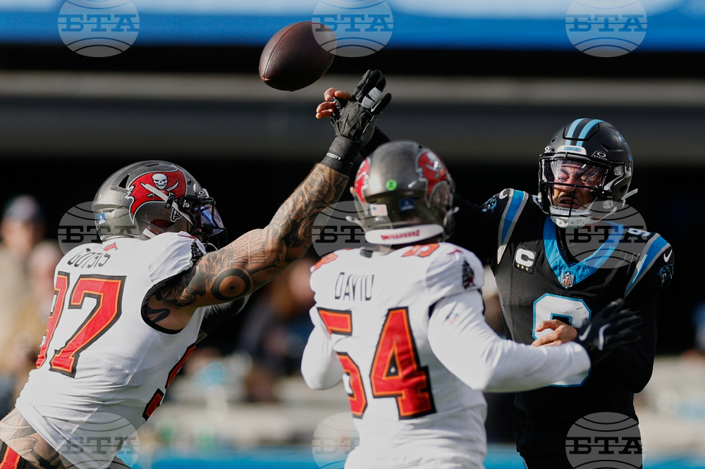 Buccaneers Panthers Football