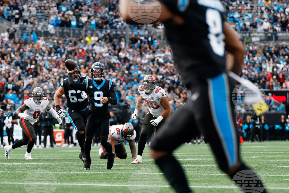 Buccaneers Panthers Football