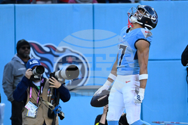 Chiefs Titans Football