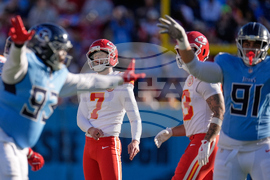 Chiefs Titans Football