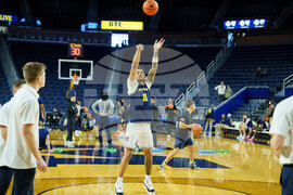 LaSalle Michigan Basketball