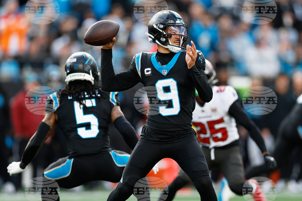 Buccaneers Panthers Football