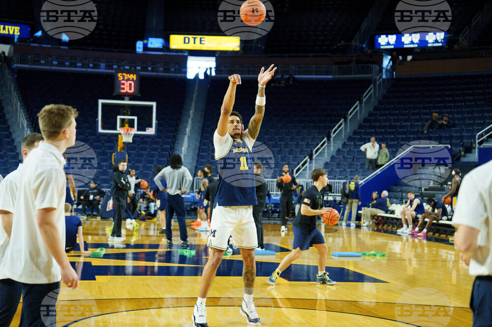 La Salle Michigan Basketball