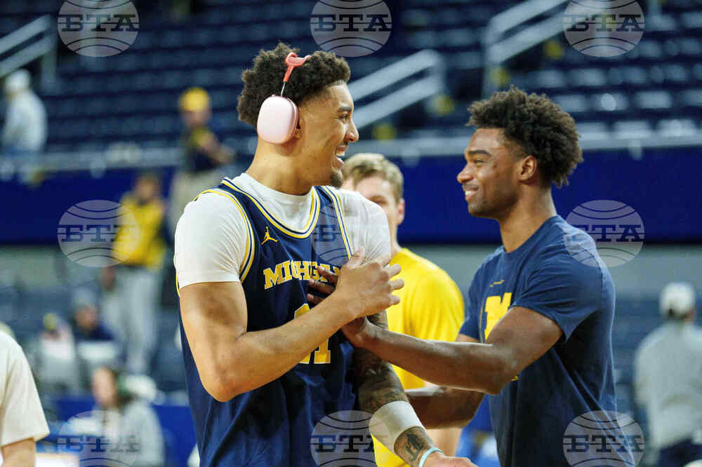 La Salle Michigan Basketball