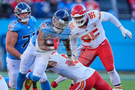 Chiefs Titans Football