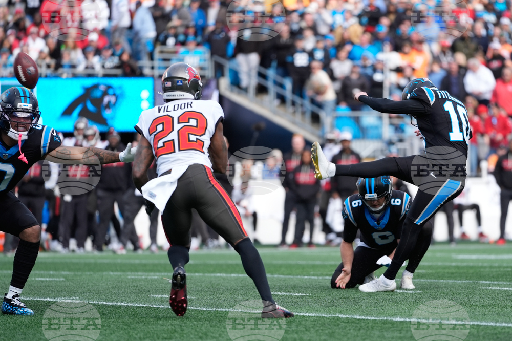 Buccaneers Panthers Football