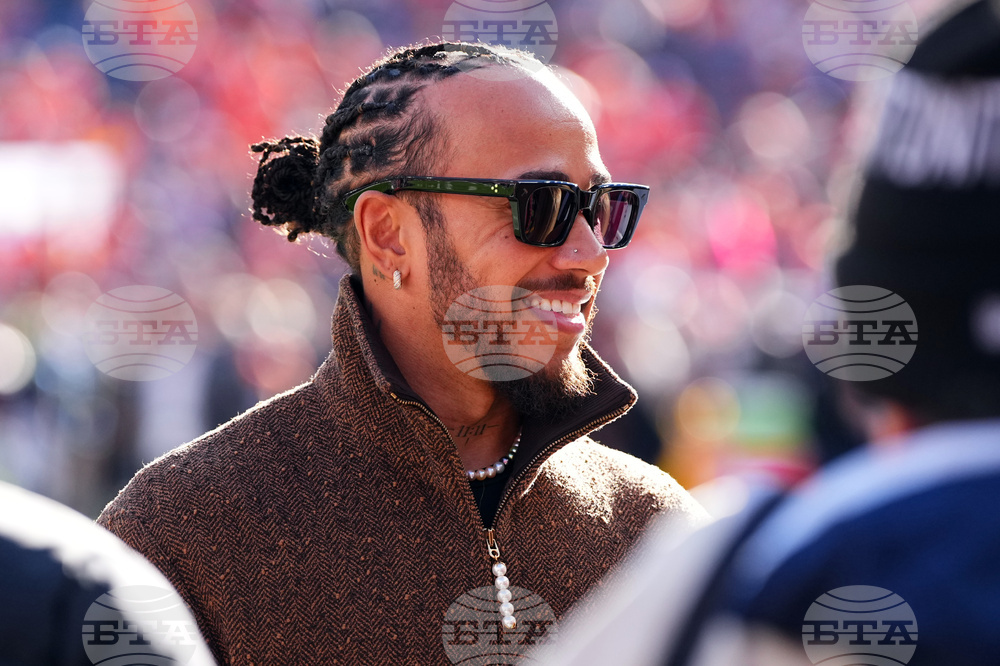 Дъждовният тест бе предизвикателство за Ферари, но болидът не даде индикации за сериозни проблеми, заяви Люис Хамилтън