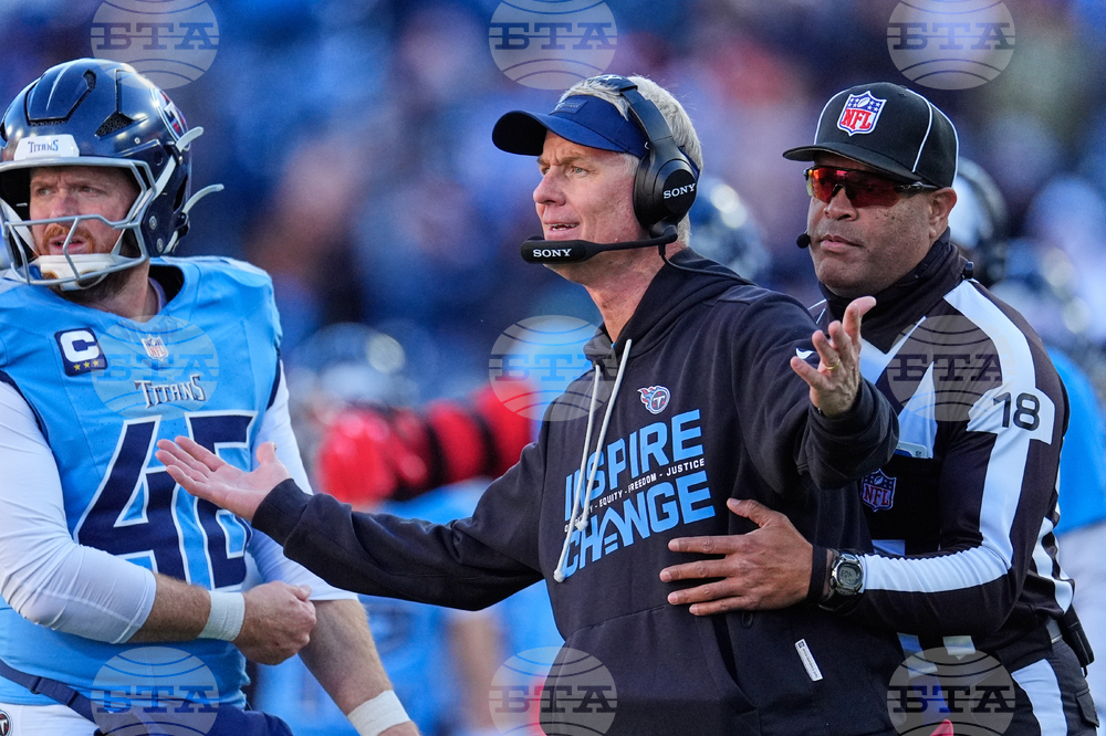 Chiefs Titans Football