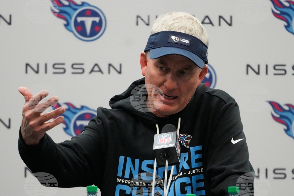 Chiefs Titans Football