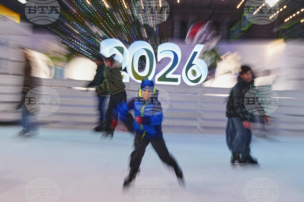 Russia New Year Preparation