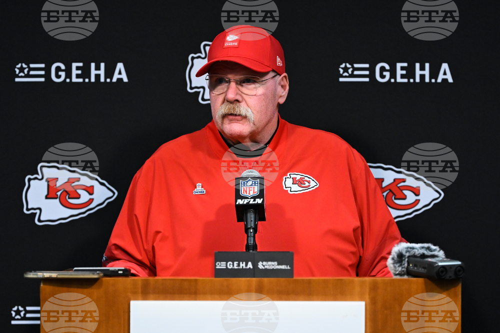 Chiefs Titans Football