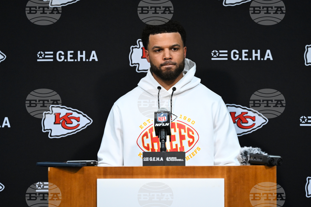 Chiefs Titans Football