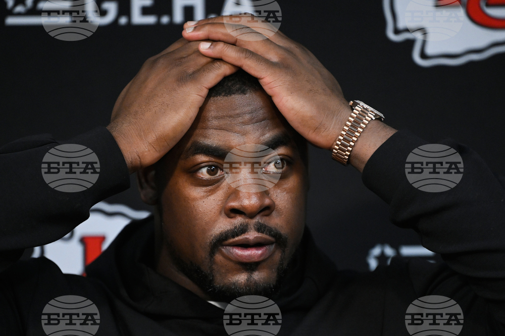 Chiefs Titans Football